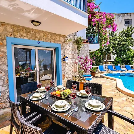 Center 4 Bedroom 8119 * Kalkan