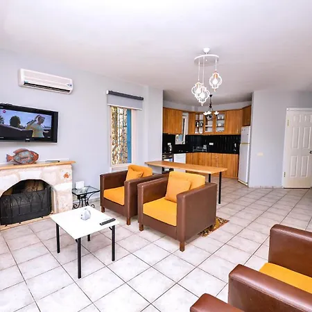 Center 4 Bedroom 8119 Kalkan