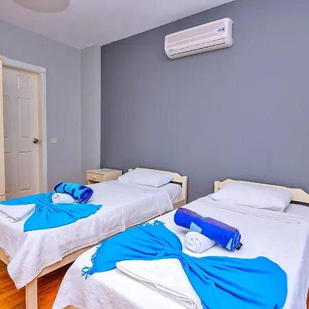וילה Center 4 Bedroom 8119 *